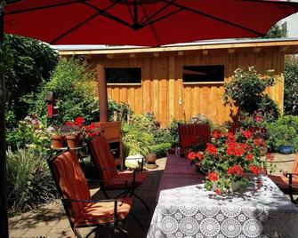 Double room - Neckar berth - Neckarsulm - Innenhof
