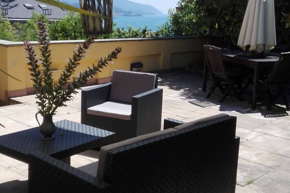 Small Luxury Bed & Breakfast - La Spezia - Balcón