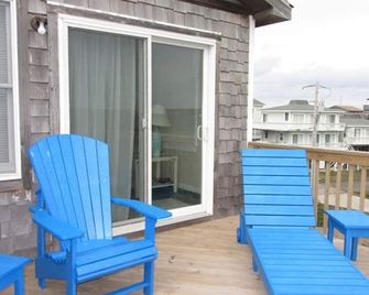 Two By The Sea-a 2 Bedroom Cottage by RedAwning - Avon - Balcón