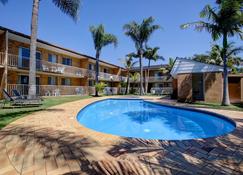 Beachpark Apartments - Coffs Harbour - Pool