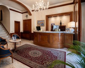 Hotel Posta - Cecina