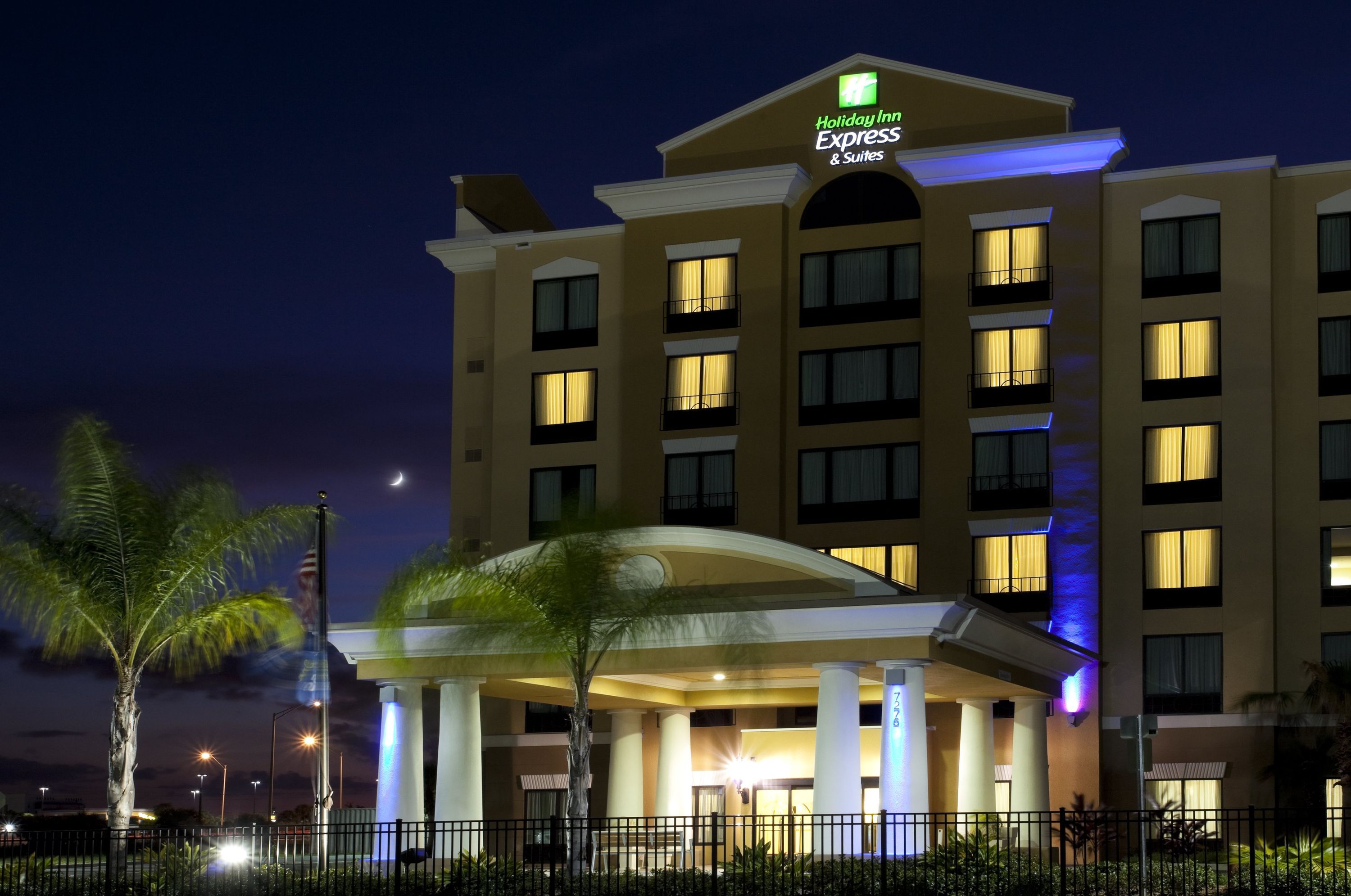 Holiday Inn Express & Suites Orlando - International Drive By IHG - אורלנדו - בניין
