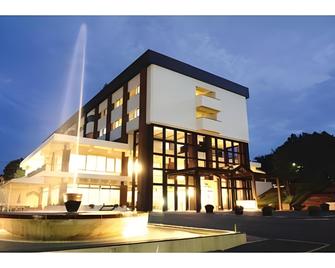 Hotel Winery Hill - Izu - Building