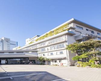 Hotel Ravie Kawaryo - Itō - Building