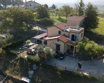 Il Gelsomino - Poggio Nativo - Edificio