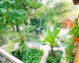 Velinn Pousada Recanto Da Natureza - Monte Verde - Balcony