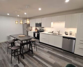 Chilliwack Mountain spacious suite - Chilliwack - Cocina