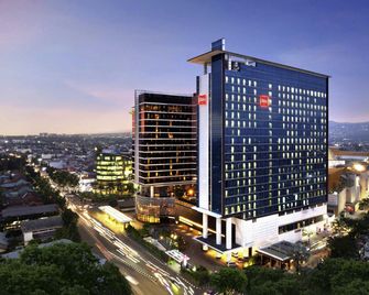 ibis Bandung Trans Studio - Bandung - Gebouw