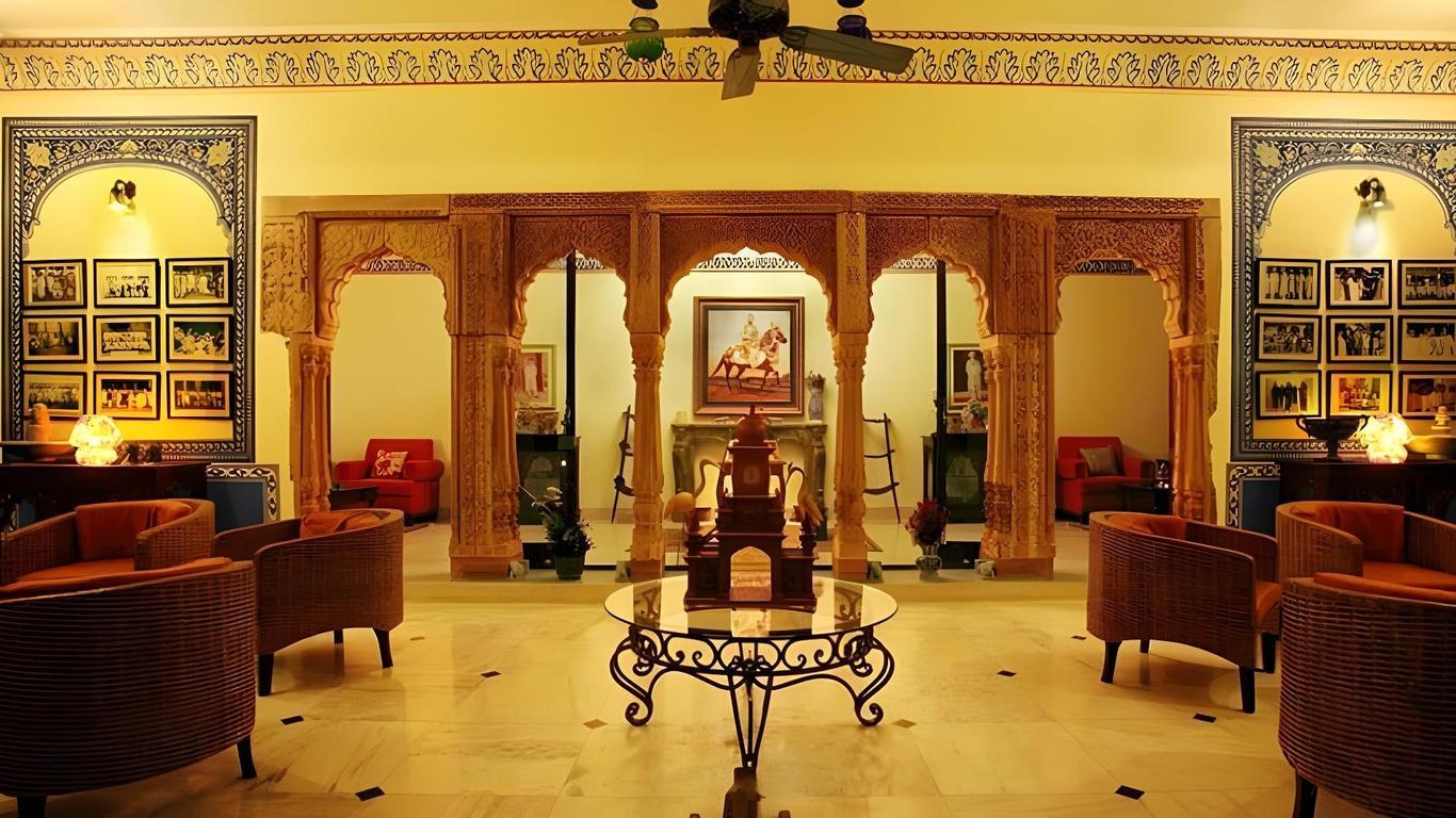 Pal Garh - A Heritage Hotel