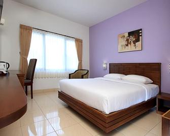 Maesa Hotel - Ponorogo - Habitación
