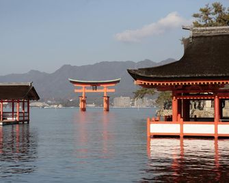 Itsukushima Iroha - Hatsukaichi - Vista del exterior