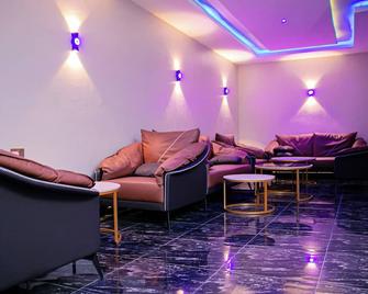 Boulevard Beechnut Hotel, Warri - Warri - Lounge
