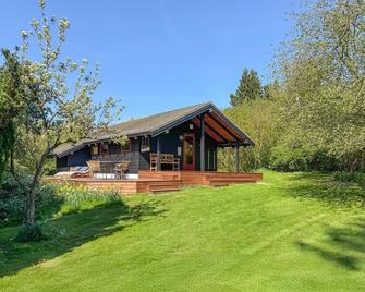 2 Bedroom Amazing Home In Præstø - Præstø - Building