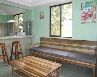 Hostel Kinkaju - Puerto Viejo de Talamanca