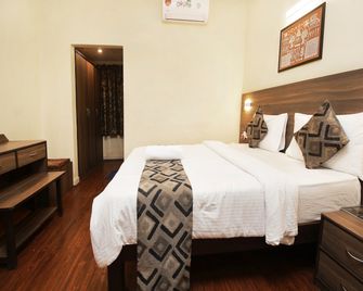 Westend Hotel - Matheran