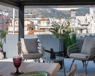 Glyfada Luxury Design Penthouse With Prive Terrace - Glyfada - Balkón