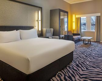 DoubleTree by Hilton Edinburgh City Centre - Edimburgo - Habitación