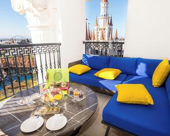 The Land of Legends Kingdom - Belek - Balcó