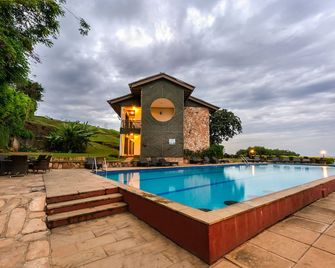 Cassia Lodge - Kampala - Piscina