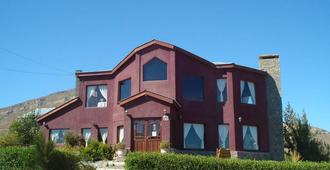 Hosteria Rukahue - El Calafate - Budynek