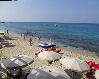 Scoglio della Galea Resort & Spa - Ricadi - Spiaggia