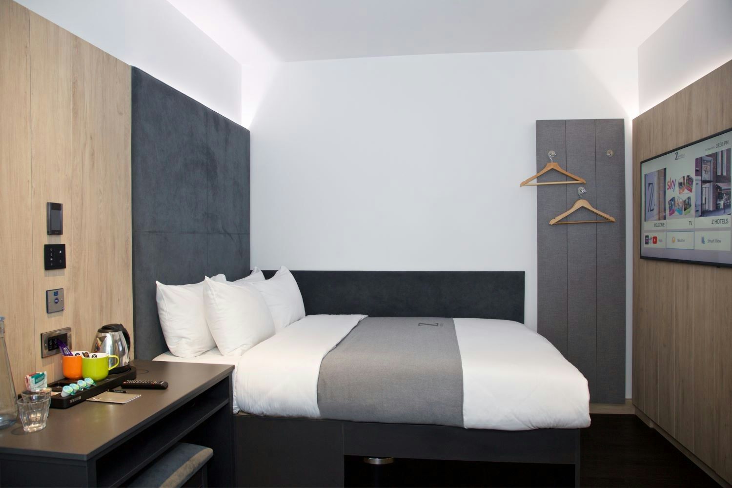 ذا س هوتل باث