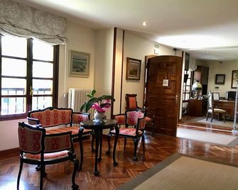 Hotel La Arquera - Llanes - Dining room