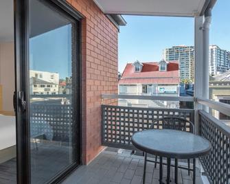 Spring Hill Inn - Brisbane - Balcony