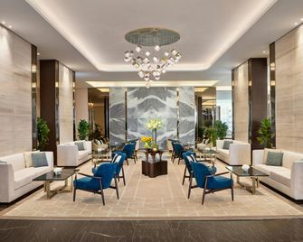 Hilton Bahrain City Centre Hotel & Residences - Manama - Lobby