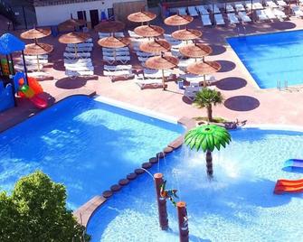 Aranjuez Camping & Bungalows - Aranjuez - Pool