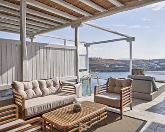 Mykonos Bliss - Cozy Suites - Kalafati - Balkon