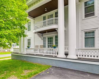Charming Mohawk Getaway: Near Empire State Trail - Mohawk - Building