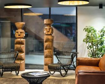 Almacruz Hotel y Centro de Convenciones - סנטיאגו - לובי