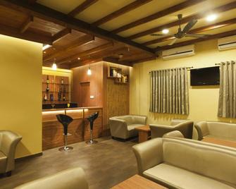 Hotel Atria, Kolhapur - Kolhapur - Lounge