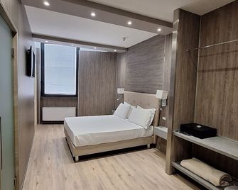 Hotel Tre Ville - Parma - Habitación