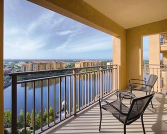 Luxurious Resort minutes from Disney World with full access to all resort Amenities - Lake Buena Vista - Balkon