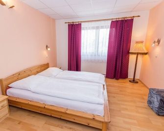Retro Vrbovec - Znojmo - Camera da letto