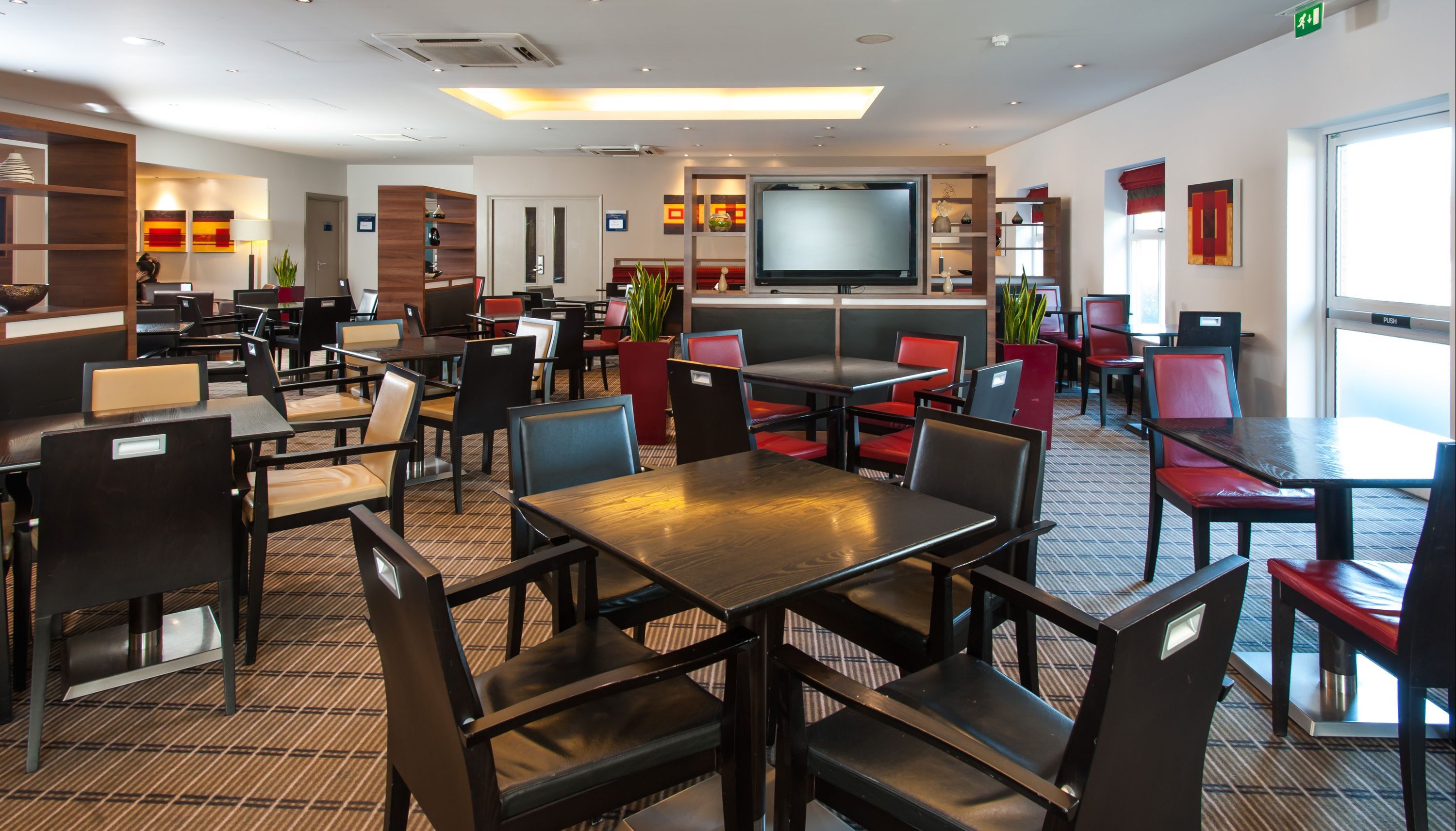 Holiday Inn Express Bristol - Filton by IHG - בריסטול - מסעדה