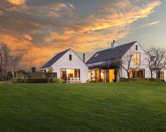 Olive Grove Estate - Martinborough - Edificio