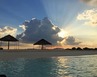Dhivehi Experience - Dhigurah - Strand