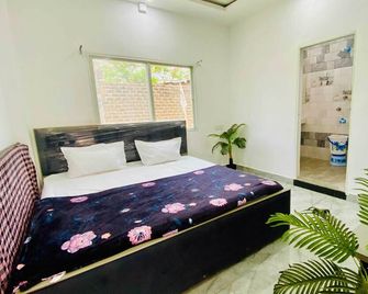 Prabhu Ji Home Stay - Ujjain - Camera da letto
