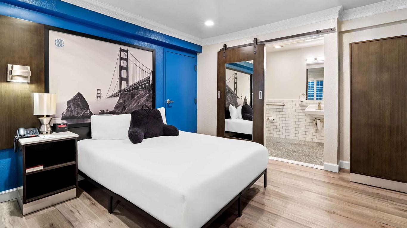 سيجنتشر إن سان فرانسيسكو، حي مارينا