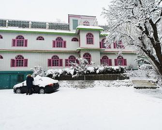 Hotel Dewanekhas Skardu - Skārdu