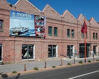 Escal'hotel - Étaples - Building