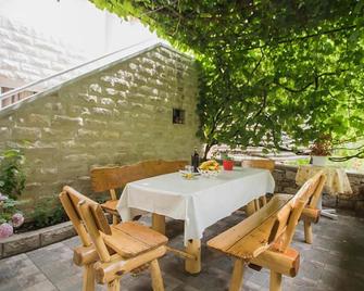 Apartmani Branko Lemac - Brodarica - Patio