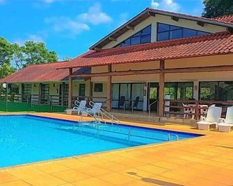 Park Golf Hostel Ipelandia - Foz de Iguazu - Piscina