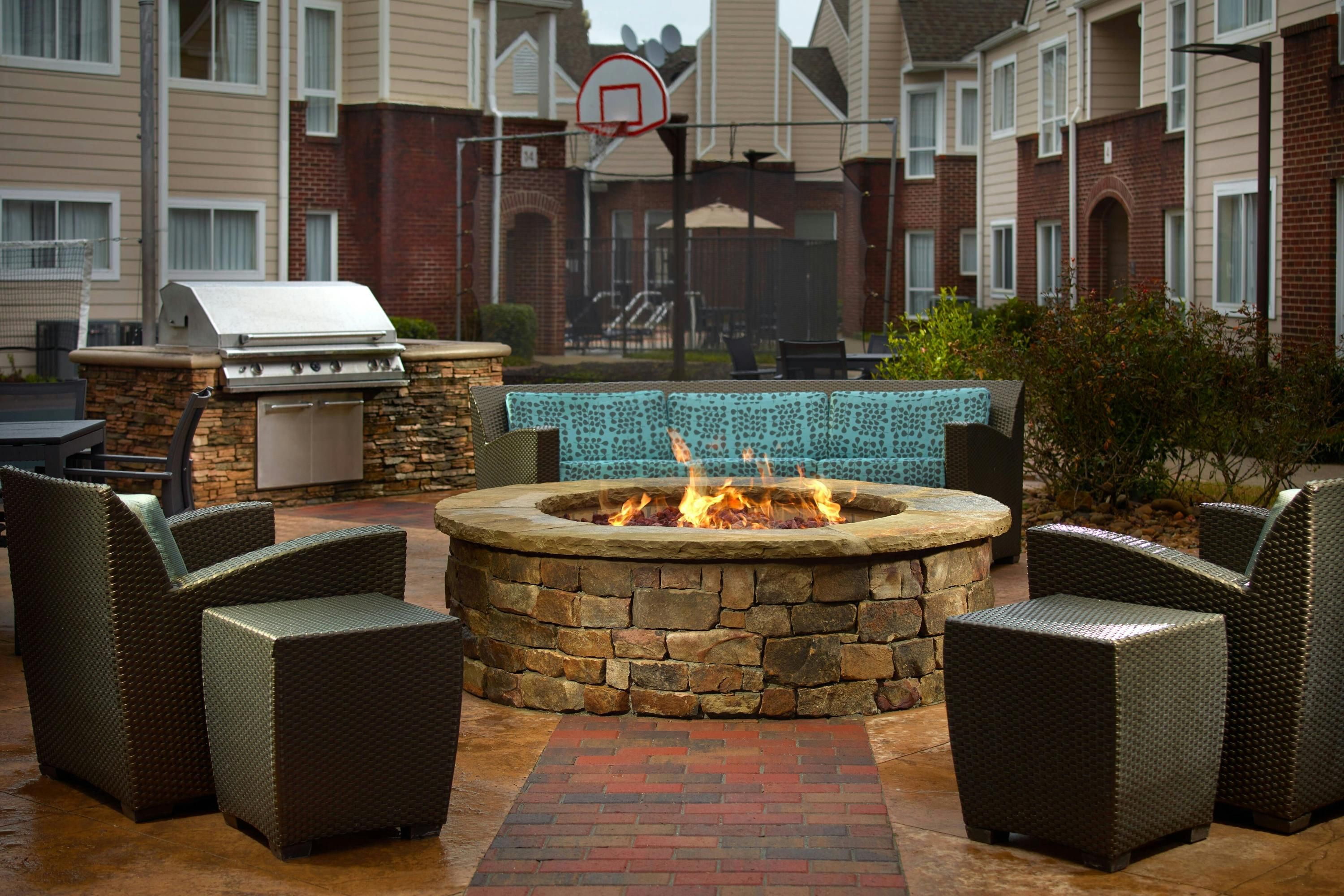 Residence Inn by Marriott Atlanta Airport North/Virginia Avenue - Hapeville - Terasa