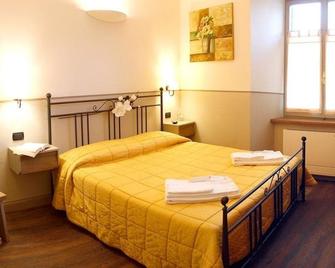 Albergo Benito - Norcia - Bedroom