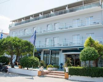 Telis Hotel - Aígio - Gebäude
