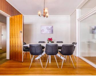 Werribee Blast from the Past - Werribee - Dining room
